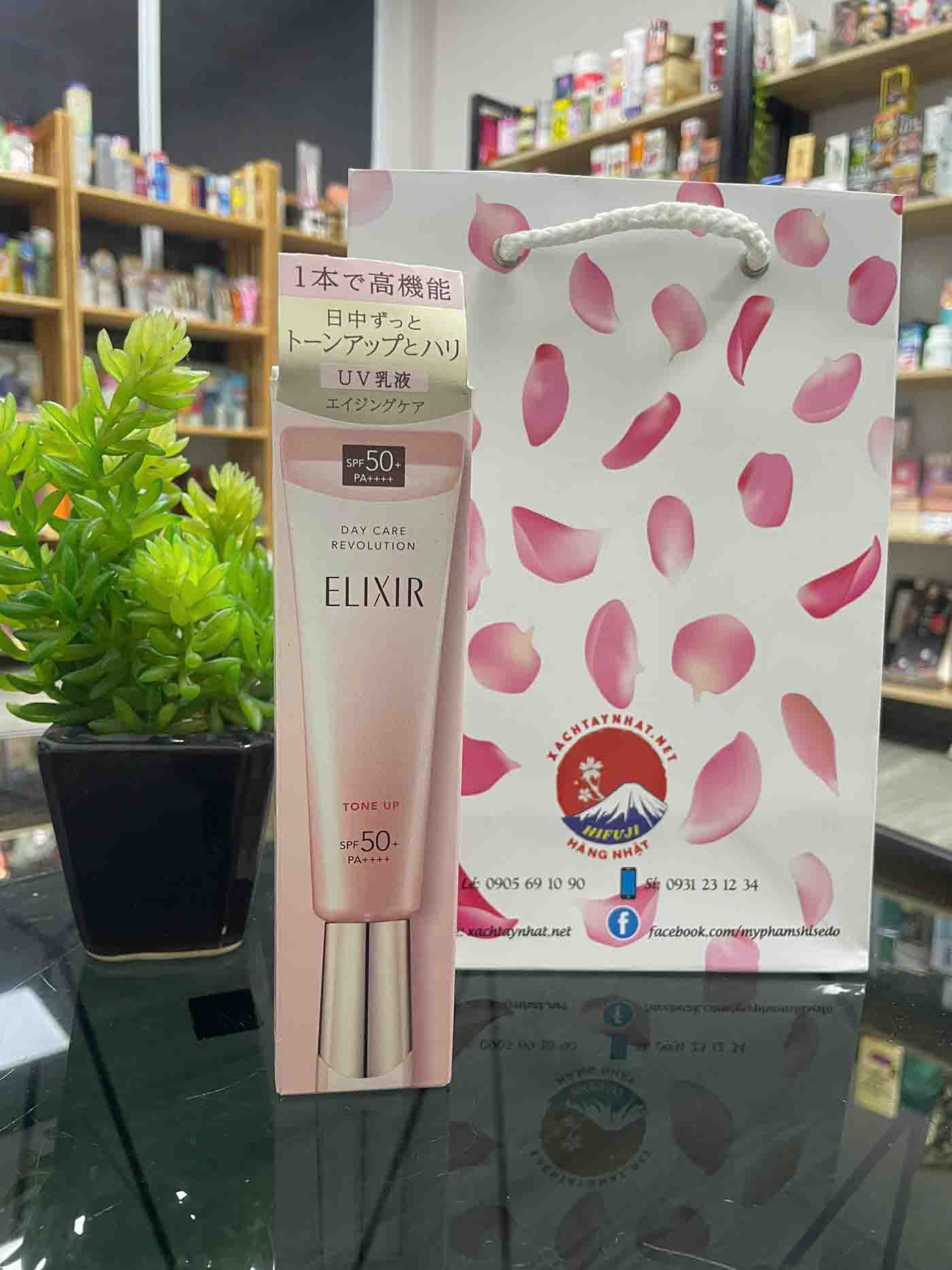 Kem Chống Nắng Nâng Tone Shiseido Elixir Day Care Revolution SPF50