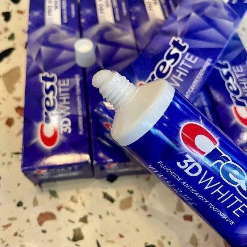 Kem đánh răng Crest 3D White mẫu mới