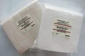 Bông tẩy trang Muji Cut Cotton Nhật Bản 1