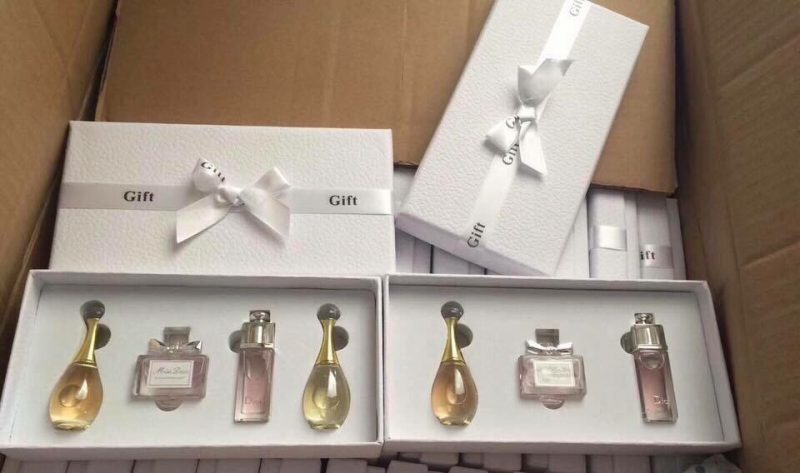 Gift Set Nuoc Hoa Dior Mini 4 chai của Pháp