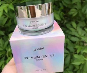 Kem ốc sên Hàn Quốc Goodal Premium Snail Tone Up Cream 1