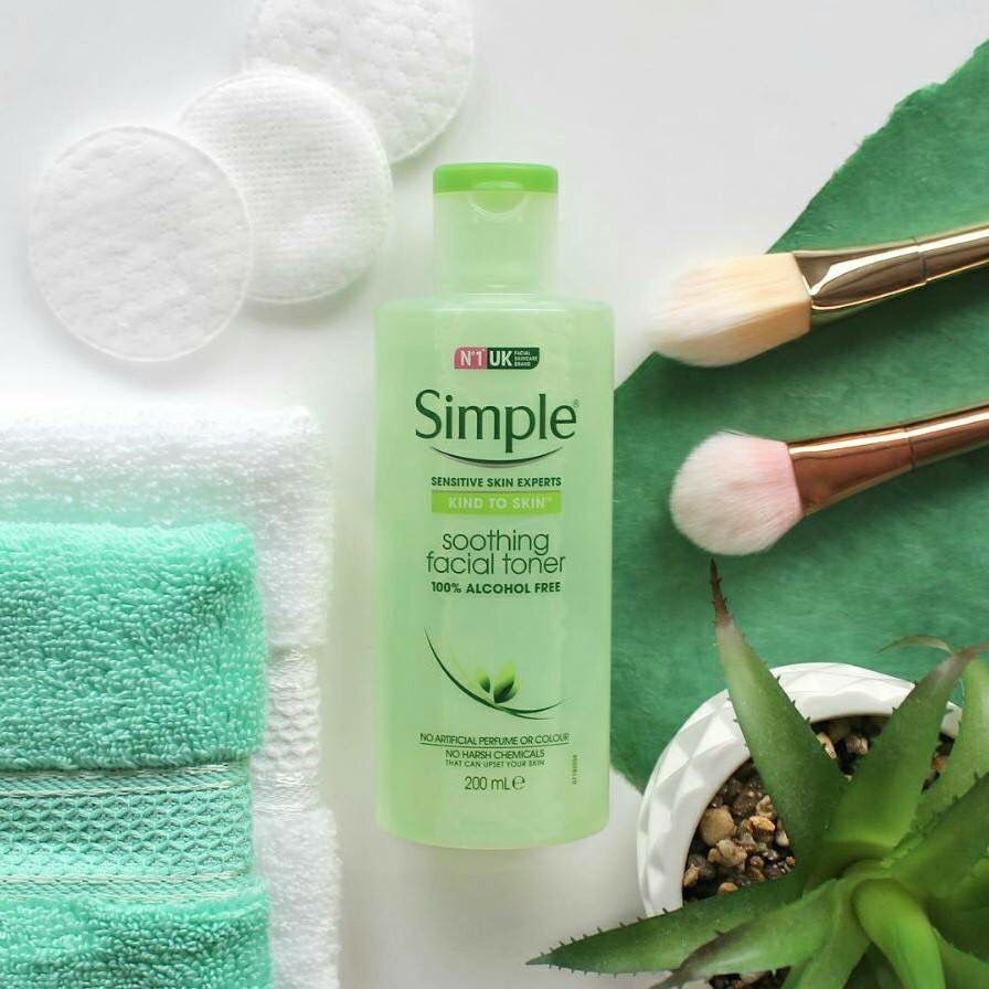 công dụng nước hoa hồng simple soothing facial toner