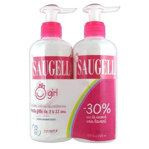 Dung dịch vệ sinh Saugella cho bé gái