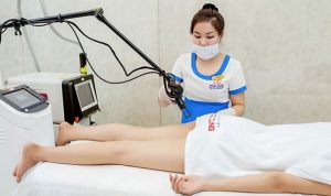 Đi thẩm mỹ viện, spa trị thâm mông