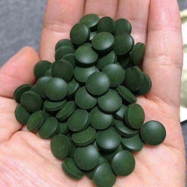 Tảo xoắn Spirulina 2300 viên giá bao nhiêu?