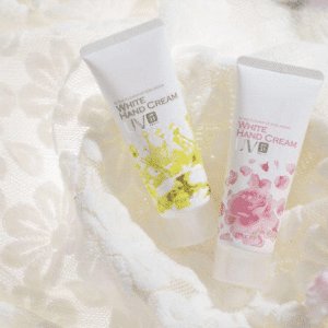 Kem Dưỡng Da Tay Manis White Hand Cream UV SPF 31 PA+++ có tốt không?