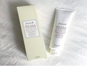 Sữa rửa mặt đậu nành fresh soy face cleanser có tốt không?