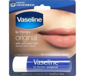 Những công dụng khác của son dưỡng môi Vaseline là gì?