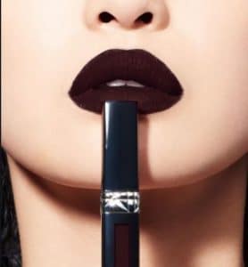 Son kem Dior Liquid 901 Black Matte màu đen