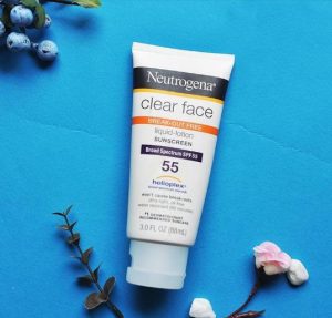 Kem chống nắng Neutrogena Clear Face Break-out Free Liquid Lotion SPF 55