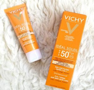 REVIEW kem chống nắng Vichy: Công dụng + Giá bán 2