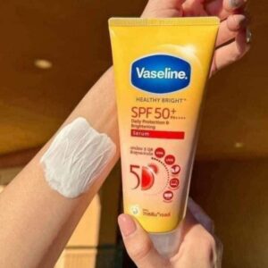 Kem chống nắng Vaseline Healthy White