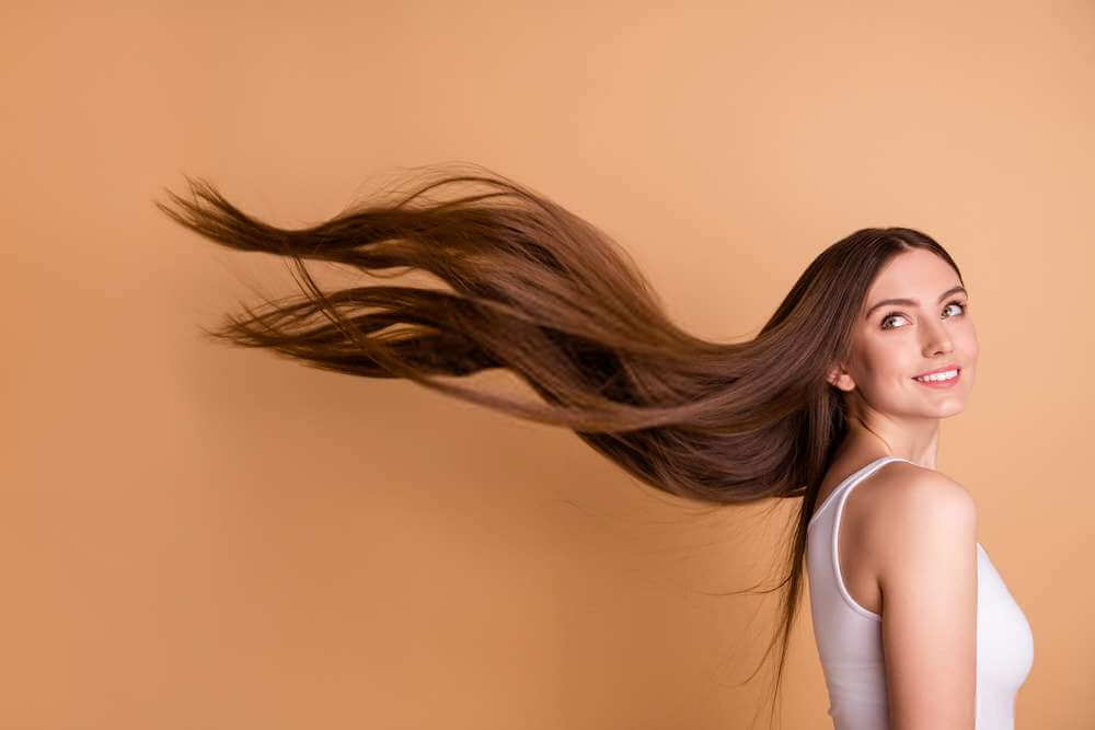 Tìm hiểu: Gội đầu nhiều tóc có nhanh dài không?