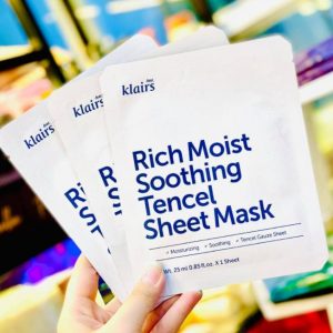 Mặt nạ dưỡng ẩm Klairs Rich Moist Soothing Sheet Mask có tốt không?