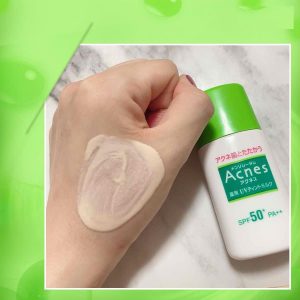Review kcn Acnes