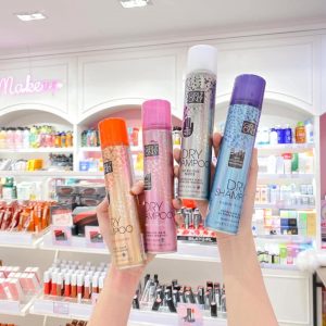 Vì sao nên sử dụng dầu gội khô Girlz Only Dry Shampoo?