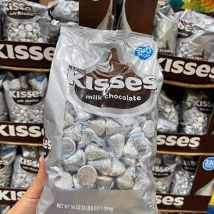 Socola Kisses 1.58kg (Kẹo Hershey's Kisses Milk Chocolate 1,58 Kg)