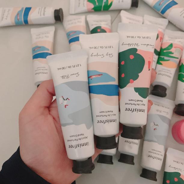 Kem dưỡng ẩm da tay Jeju Innisfree loại nào tốt?