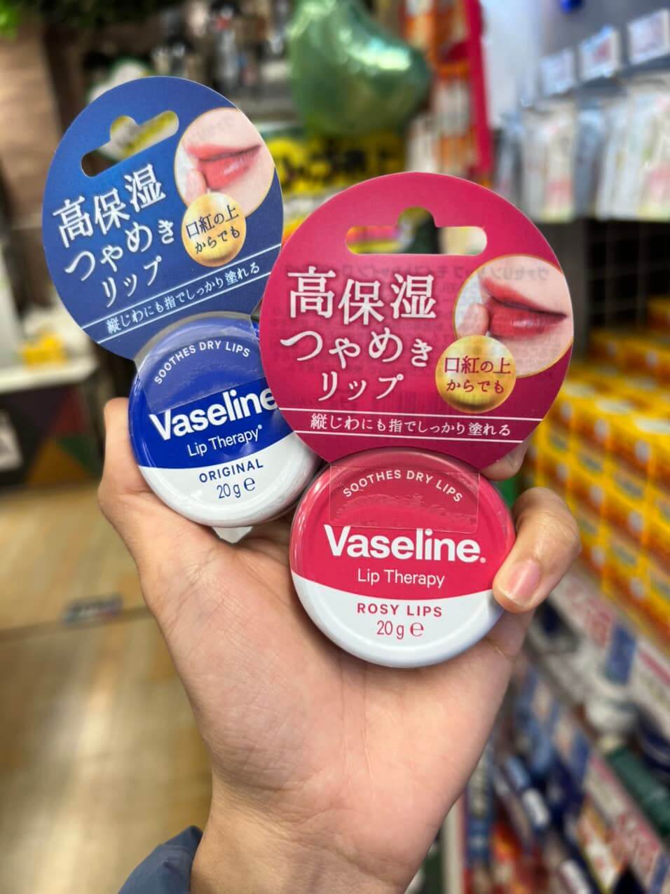 Son dưỡng môi Vaseline Lip Therapy có tốt không?