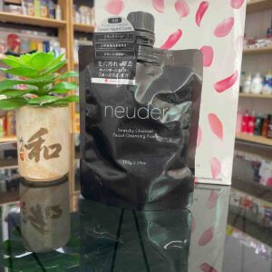 Sữa rửa mặt Neuder Stretchy Charcoal Facial Cleansing Foam 150g