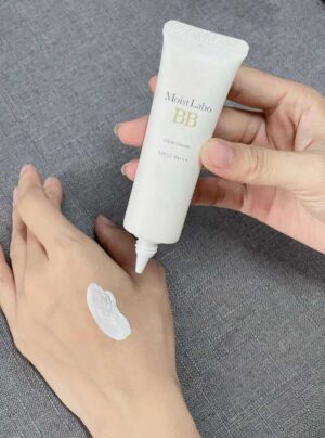 Kem trang điểm không màu Meishoku Moist Labo BB