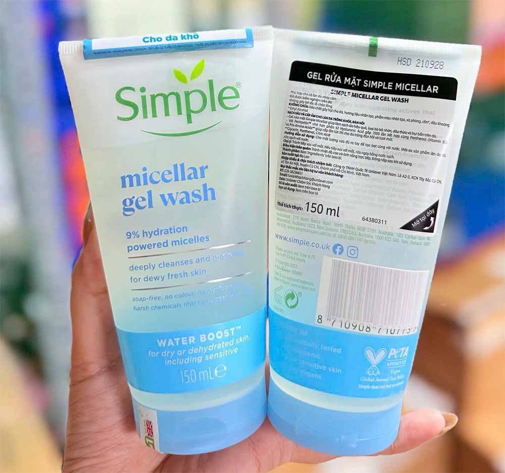 Sữa rửa mặt Simple micellar gel wash xanh dương trong