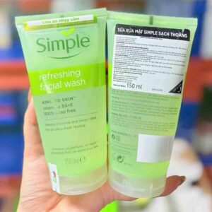 Sữa rửa mặt Simple xanh lá
