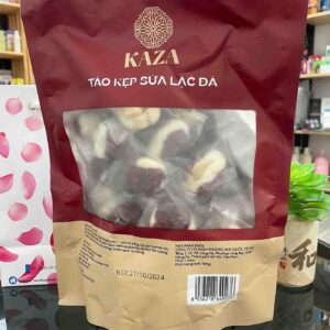 Táo kẹp sữa lạc đà hạt điều Kaza 500g