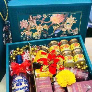 Hộp quà Tết Yến Sào SK03