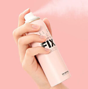 xịt khóa lớp trang điểm so natural