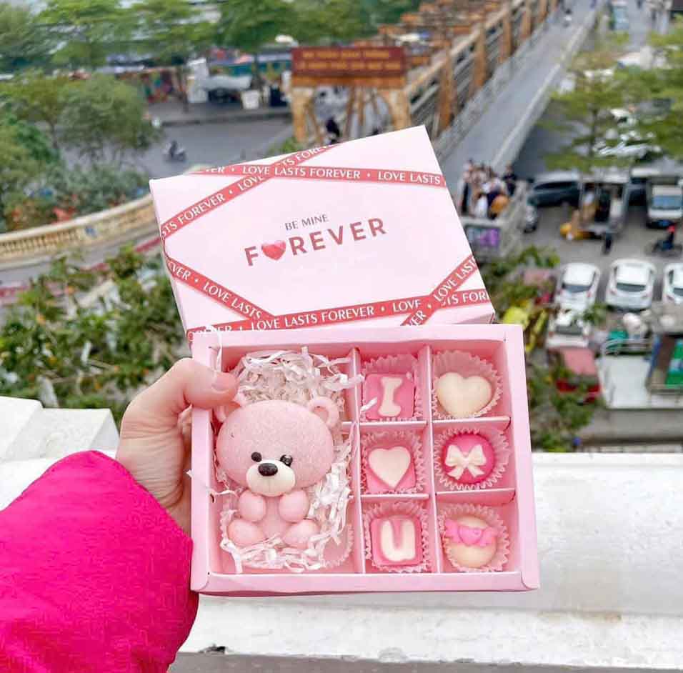 hộp socola quà tặng hình gấu