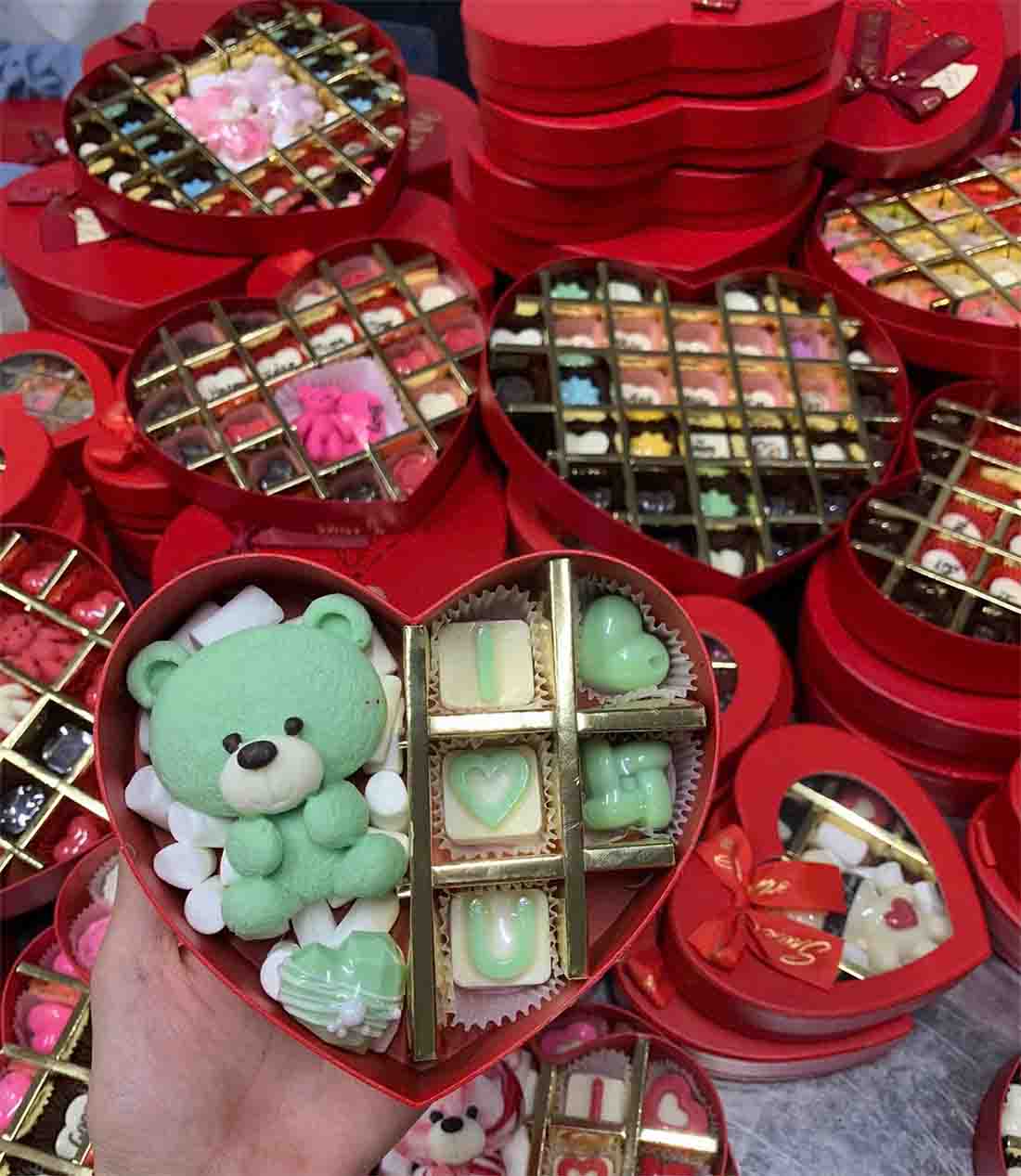 kẹo socola hình con gấu