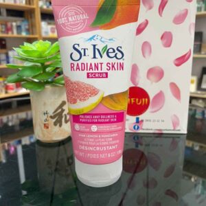 Sữa rửa mặt ST Ives Radiant Skin tẩy da chết Mỹ 170g
