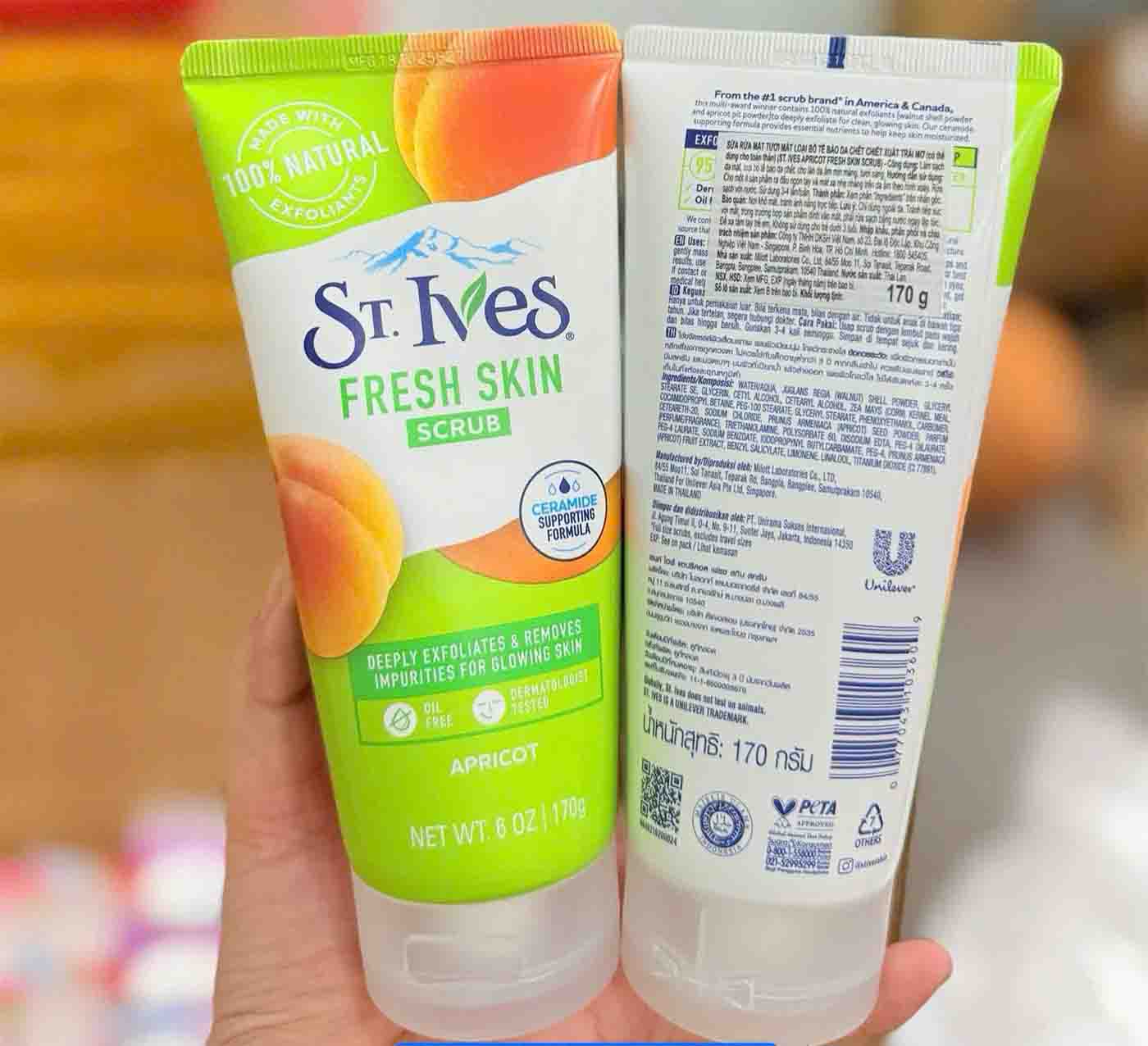 Sữa rửa mặt ST Ives fresh skin