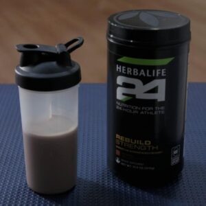 Bột dinh dưỡng thể thao Herbalife 24 Rebuild Strength 1.010kg - Hình ảnh 3