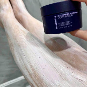Rosemine Niacinamide Whitening Body Scrub