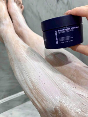 Rosemine Niacinamide Whitening Body Scrub