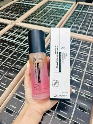 Tinh chất dưỡng da Ultra Light Radiance Oil Essence