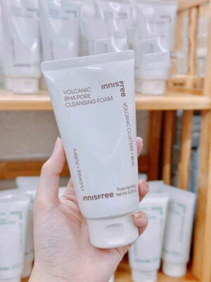 innisfree sữa rửa mặt tro núi lửa