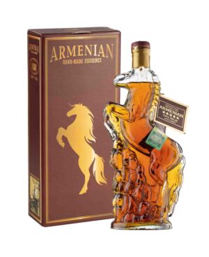 rượu linh vật con ngựa cognac armenian