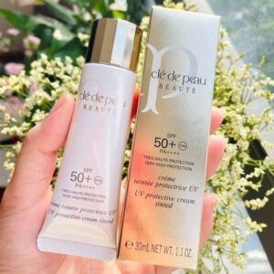cle de peau kem chống nắng
