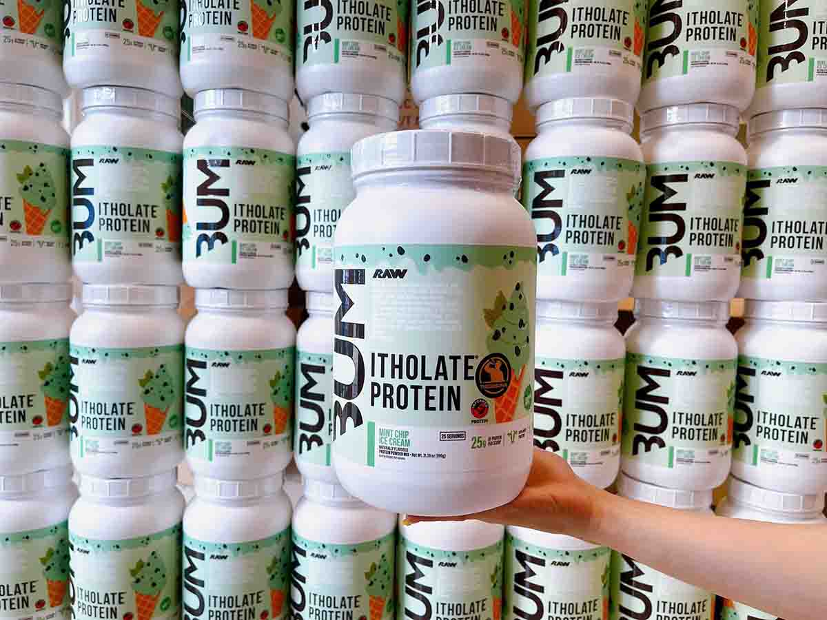 Bột hỗ trợ cơ bắp Raw Cbum Itholate Protein