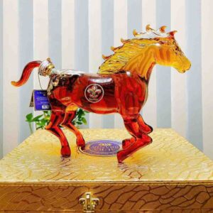 Rượu hình con ngựa Aura Brandy XO Mã Đáo Thành Công 1000ml