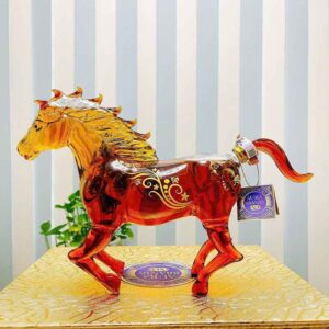 Rượu hình con ngựa Aura Brandy XO Mã Đáo Thành Công Pháp