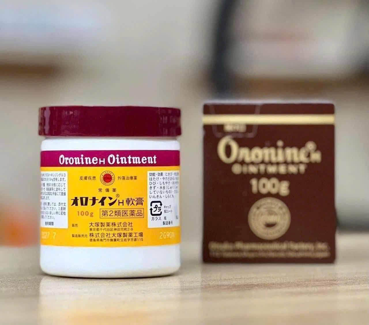 kem bôi lành vết thương oronine h ointment nhật bản