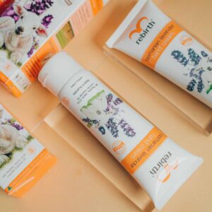 Kem dưỡng da tay Rebirth