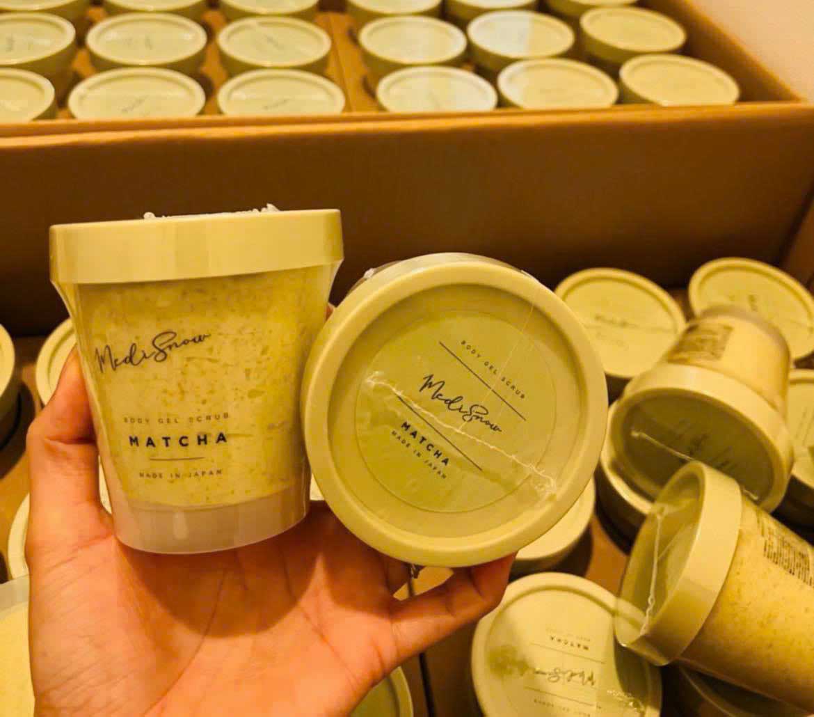 Muối tắm tẩy tế bào chết Medi Snow Body Gel Scrub