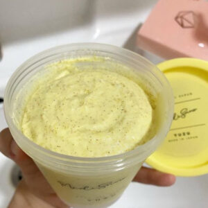 tẩy tế bào chết Medi Snow Body Gel Scrub