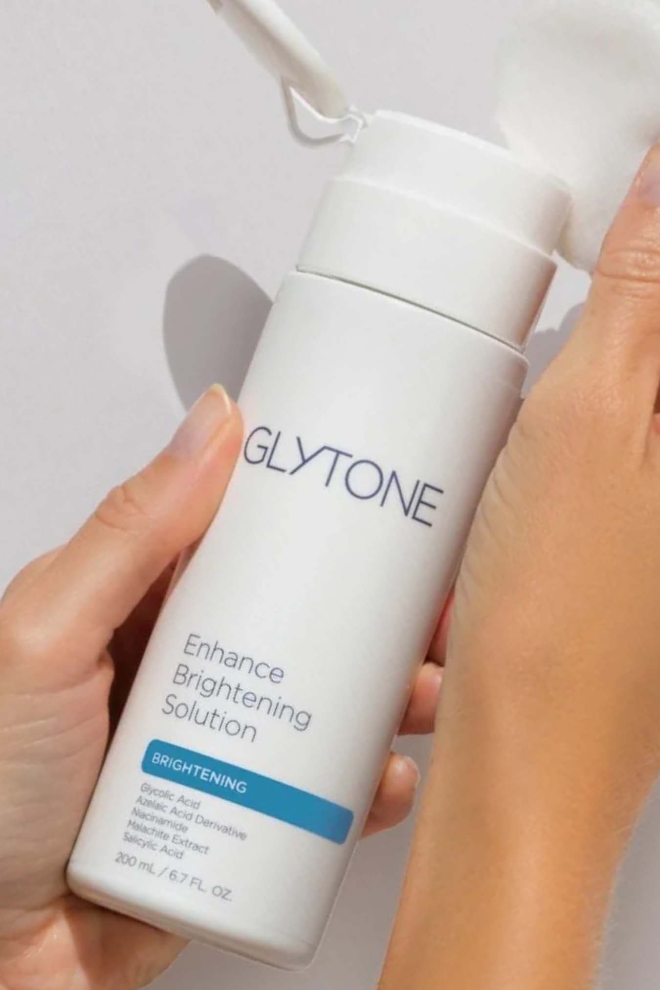 Toner glytone enhance brightening solution