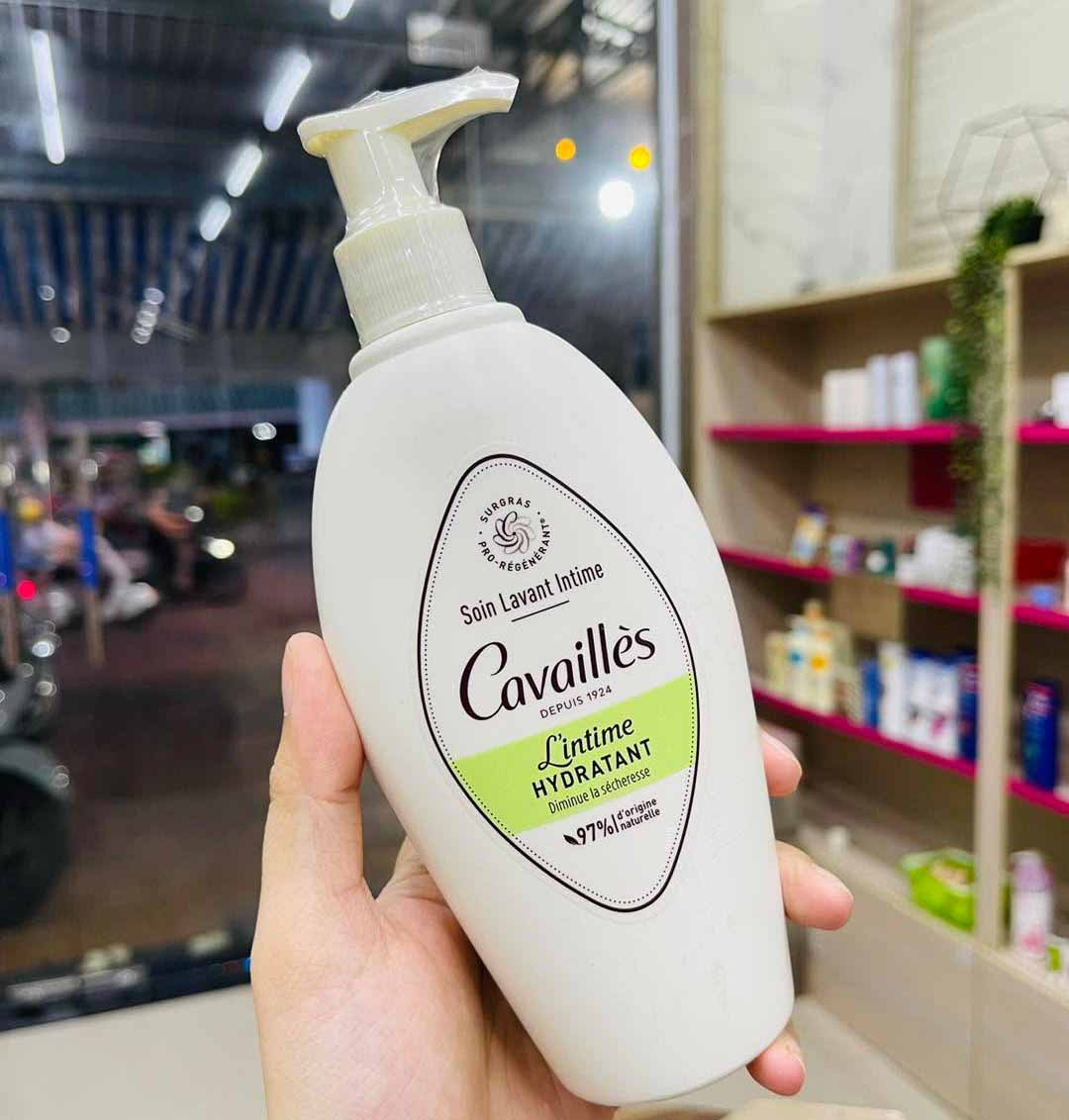 cavailles dung dịch vệ sinh xanh lá